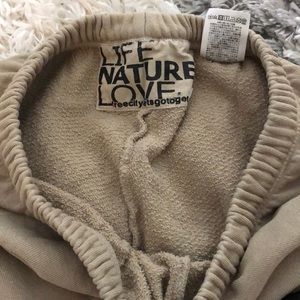 free city sweats inside material